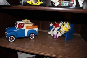 lot 11 image: Two Collectable M&M Dispensers