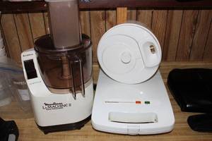 lot 8 image: La Machine Food Processor, Lettuce Spinner, and Toastmaster Waffle Maker