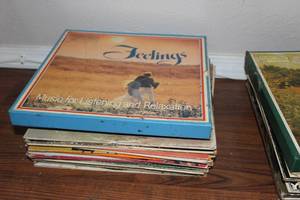 lot 125 image: Large Quantity of Various Vynl Records as shown