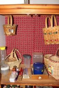 lot 140 image: Home decor Items.. Very nice unique Woven Baskets and more