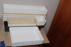 lot 156 image: Connectable space saving trays