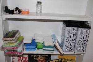 lot 177 image: Kitchen Items as pictured