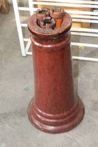 lot 208 image: Bird Bath base