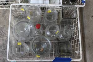 lot 211 image: Variety of Glassware