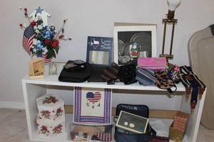 lot 217 image: Shelf and Contents
