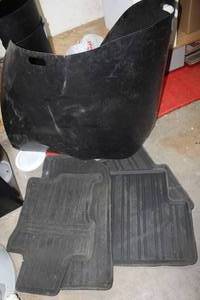 lot 255 image: Honda Accord Vehicle Floor Mats, and mat for working on Vehi
