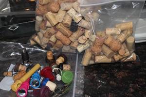 lot 280 image: Large variety of Wine Corks and Wine Stoppers