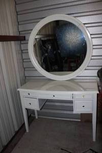 lot 339 image: Vanity desk with round Mirror Vanity is approximately 11.25x 30.5x17.5 Mirror is 38 inches
