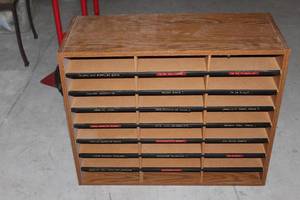 lot 336 image: Slotted divider