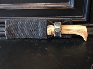 lot 7 image: Knives