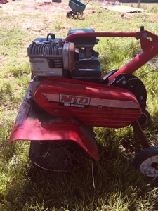lot 29 image: Tiller