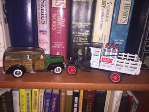 lot 38 image: Diecast Vehicles