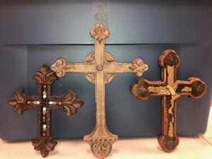 lot 94 image: Crosses