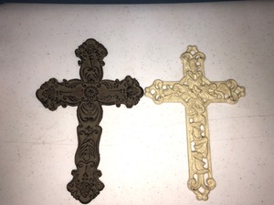 lot 102 image: Crosses