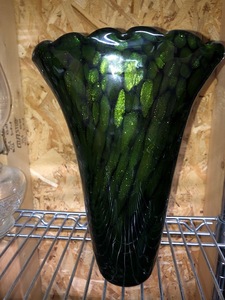 lot 125 image: Vase
