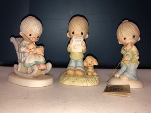lot 140 image: Precious Moments
