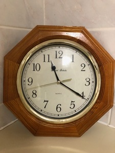 lot 197 image: Clock