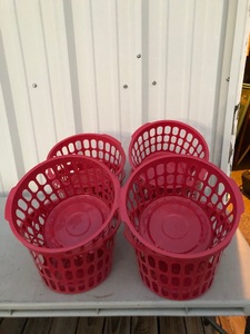 lot 192 image: Baskets