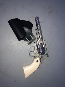 lot 191 image: Toy Gun