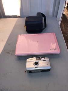 lot 176 image: Camera laptop