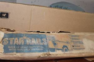 lot 18 image: Star Rails Pick-up Truck Steel Side Rails for Mid-sized Long Bed Trucks
