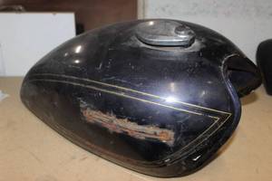 lot 78 image: Vintage Kawasaki Fuel Tank