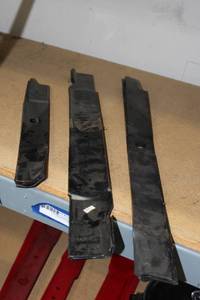 lot 155 image: Variety of Extra Long Lawnmower Blades .. See Photos