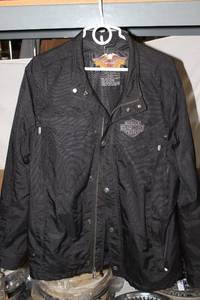 lot 180 image: Harley Davidson Motorcycles Riding Jacket ..Large.. IN Great shape ...Just in time for Spring Rides... See Photos