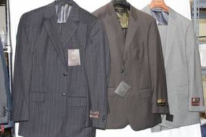lot 127 image: Mens Suits (3) 40R Giorgio Cosnani, Vincini Couture  3PC Suit, Superlux
