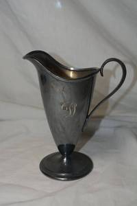lot 208 image: Silver pitcher with D engraved on front marked Forbes S.P Co. 259