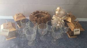 lot 3 image: LOT OF CHRISTMAS DECOR AS SHOWN.