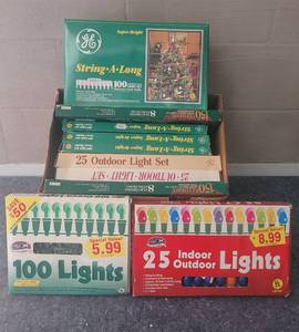 lot 7 image: LOT OF CHRISTMAS LIGHTS AS SHOWN.