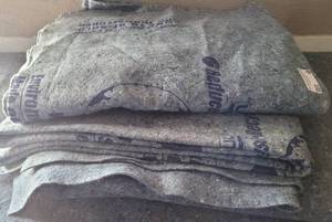 lot 48 image: (4) FURNITURE MOVING BLANKETS AS SHOWN. (SOLD 4 X THE MONEY)