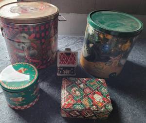 lot 120 image: LOT OF TIN BOXES  CONTAINERS AS SHOWN.