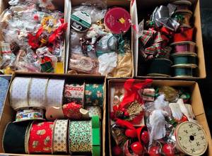 lot 127 image: LOT OF CHRISTMAS DECOR AS SHOWN.