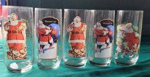 lot 145 image: VINTAGE CHRISTMAS GLASSES AS SHOWN.