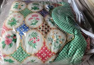 lot 173 image: BLANKET IN STYLEDESIGN AS SHOWN.