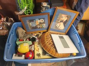 lot 85 image: Bin and contents