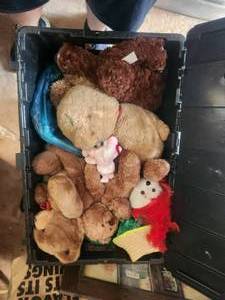lot 82 image: Bin and contents