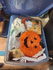 lot 70 image: Bin and contents