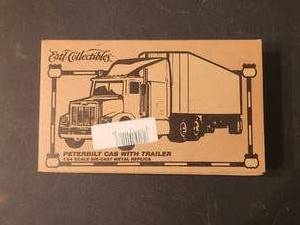 lot 32 image: 164 Peterbilt Cab with Trailer - Ertl Collectibles