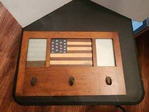 lot 56 image: Patriotic themed coat rack