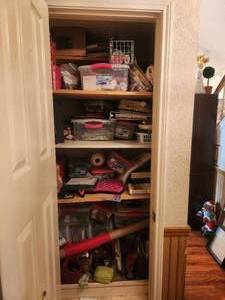 lot 311 image: Closet full of crafting material-items