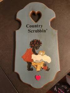 lot 149 image: Country Scrubbin wall decor.