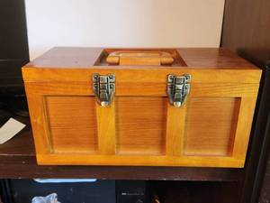 lot 305 image: Wood toolbox with crafting materials