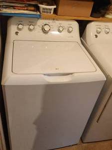 lot 313 image: GE Washing Machine