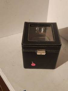 lot 332 image: Automatic watch winder - as pictured