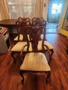lot 235 image: Set of 6 Queen Anne style chairs - made by American Drew