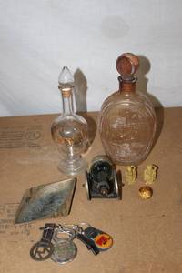 lot 62 image: Variety of Collectables