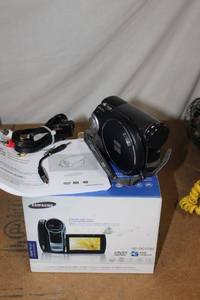 lot 73 image: Samsung Digital Cam, DVD or SD Card, Very Lightly Used if at all